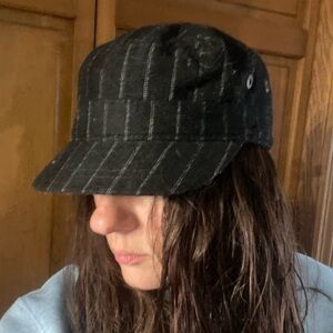 GAP Newsboy Black Cap